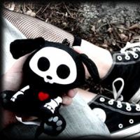 LOVE+ME= N O ^^